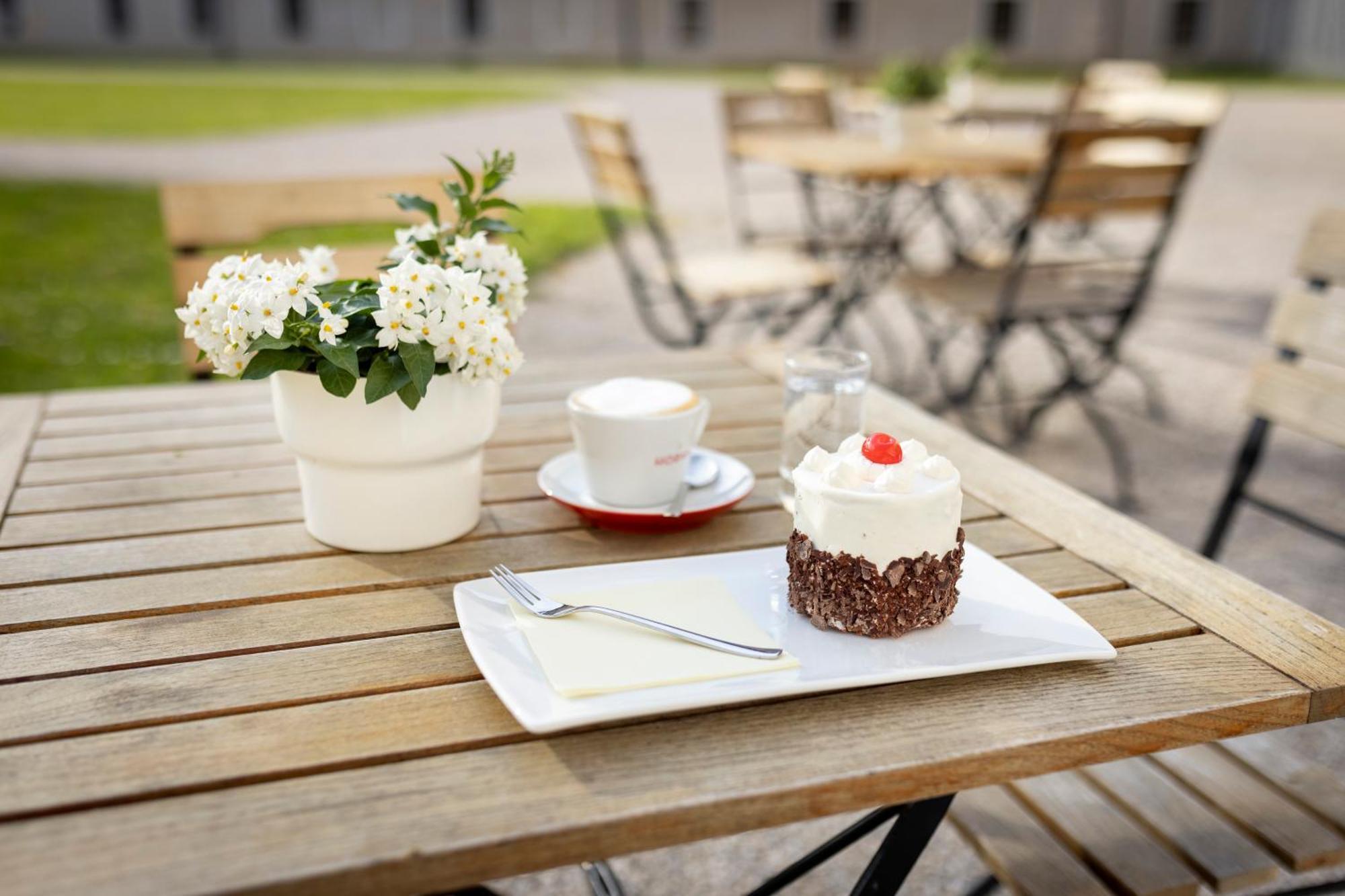 Jufa Hotel Stift Gurk ภายนอก รูปภาพ