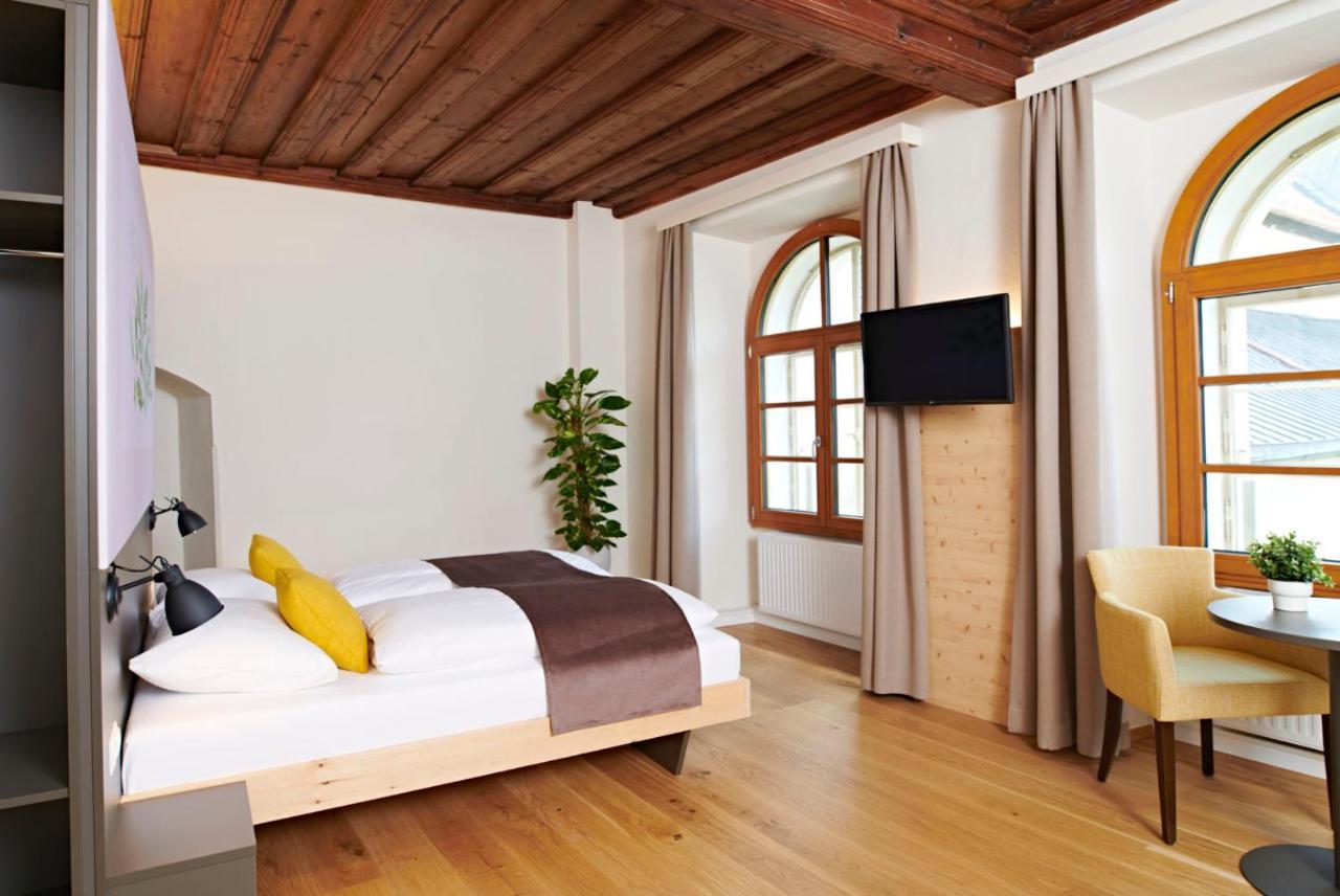 Jufa Hotel Stift Gurk ภายนอก รูปภาพ
