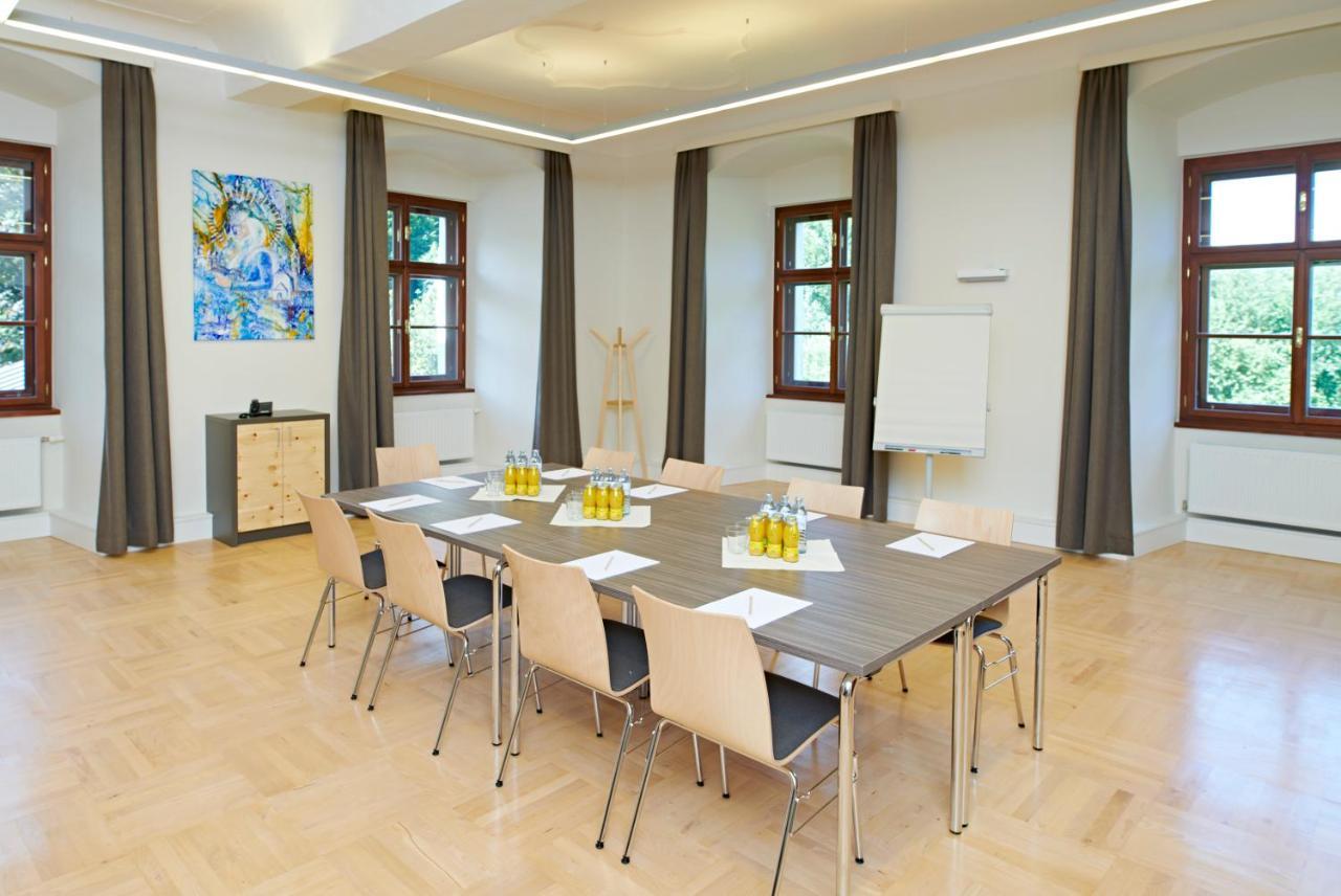 Jufa Hotel Stift Gurk ภายนอก รูปภาพ